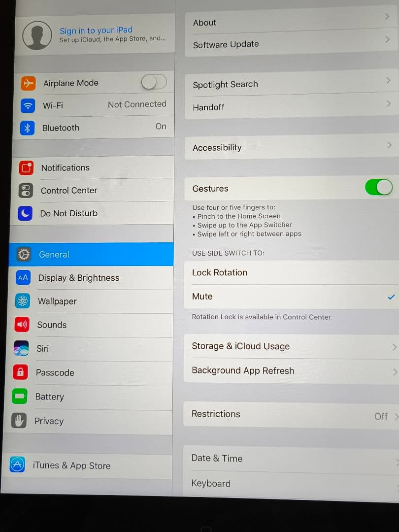 ipad 第四世代　128ギガ　本体箱付き　ほぼ未使用