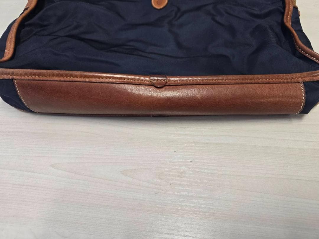 Felisi フェリージ ナイロン/レザー