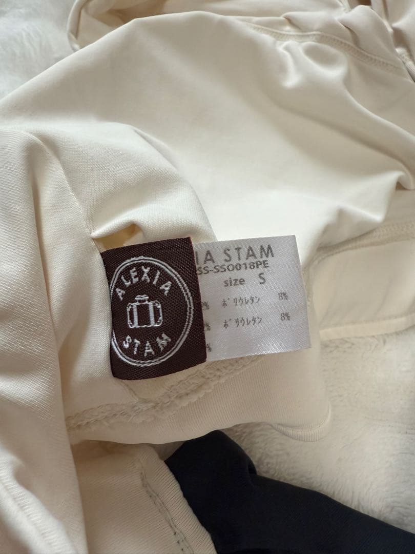 alexiastam ワンピース ビキニ 水着　Sサイズ