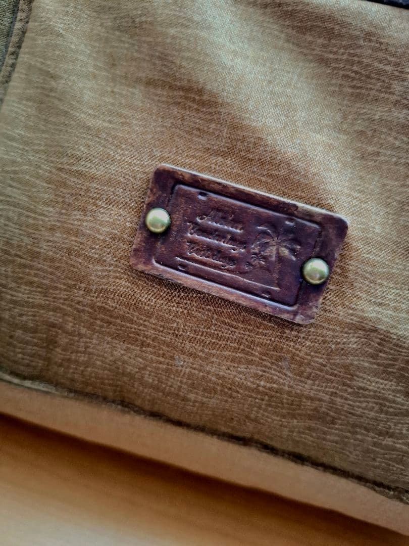 ハワイアンキルト　横長バッグ　2WAY　ファスナー付き　パイナップル