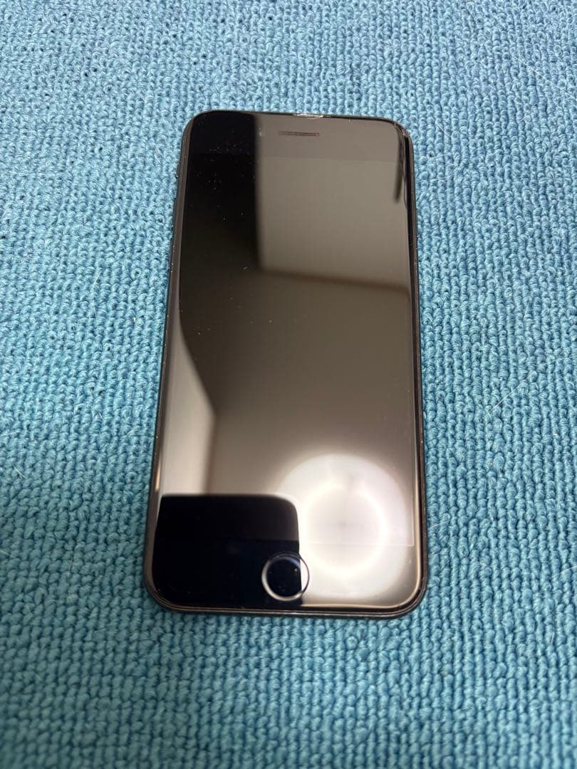 iPhone SE 第2世代128GB 本体