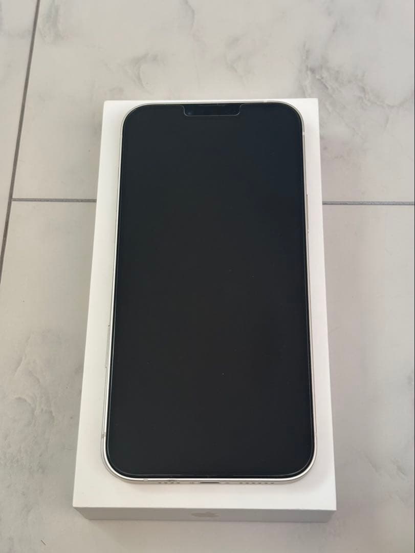 【美品】iPhone14Plus 128GB 1/17(土)まで掲載