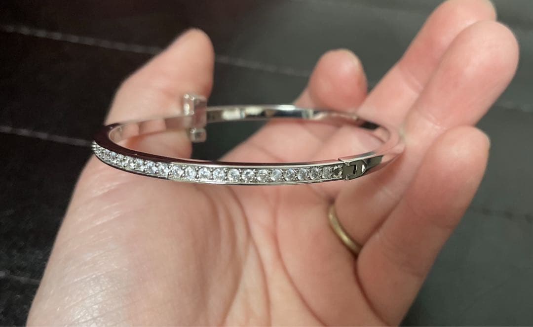 【⭐︎超希少‼︎ラスト1点⭐︎】オープンバングル　ブレスレット　シルバー　石あり