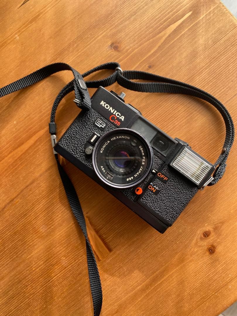【昭和レトロフィルムカメラ】KONICA C35 EF