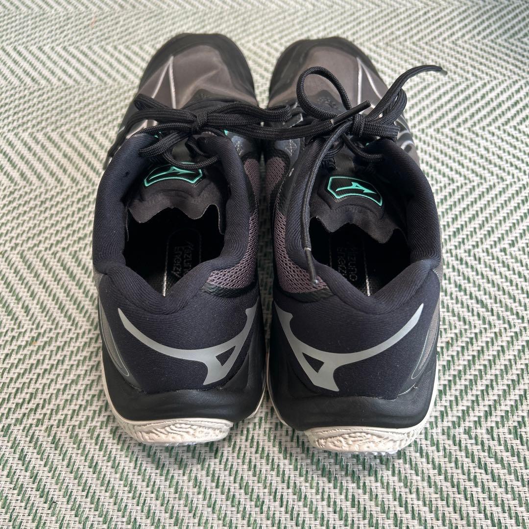 ミズノ ウエーブライトニング Z8 WIDE 26.5cm