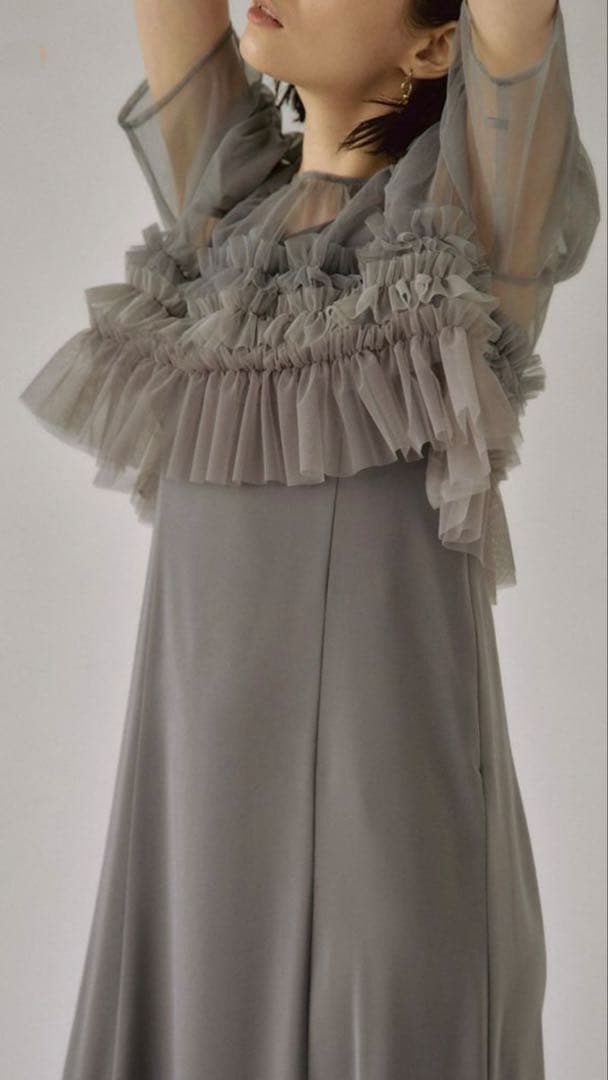 Ruffle tulle airy dress (LE’RURE リルアー)