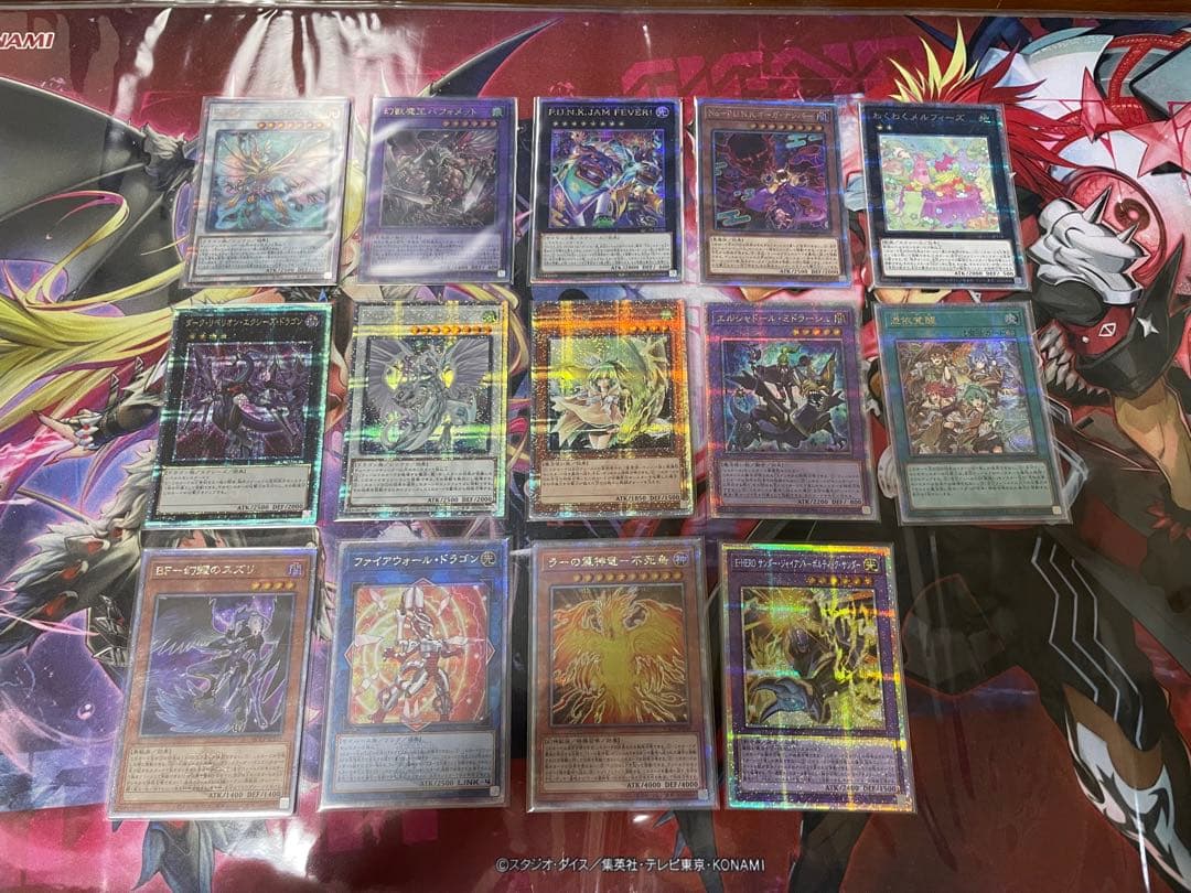 遊戯王　高レアリティ、デッキパーツ、スリーブまとめ売り