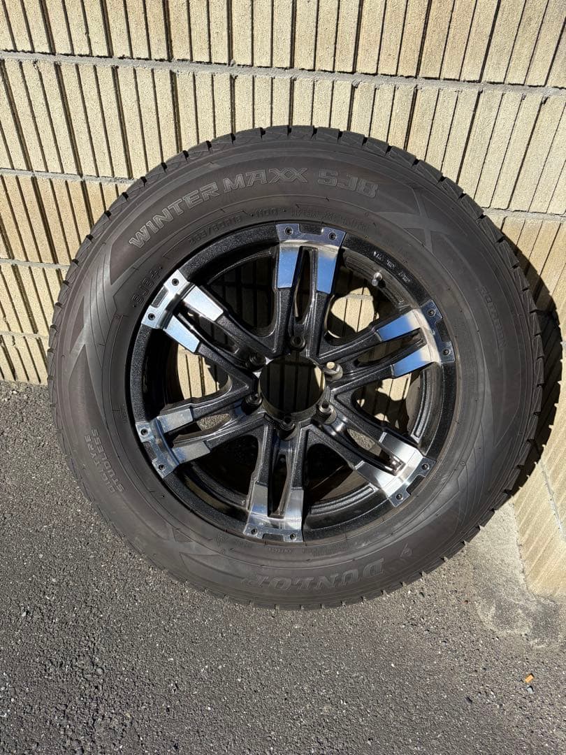 バリ溝　プラド 265/60/18ダンロップスタッドレス