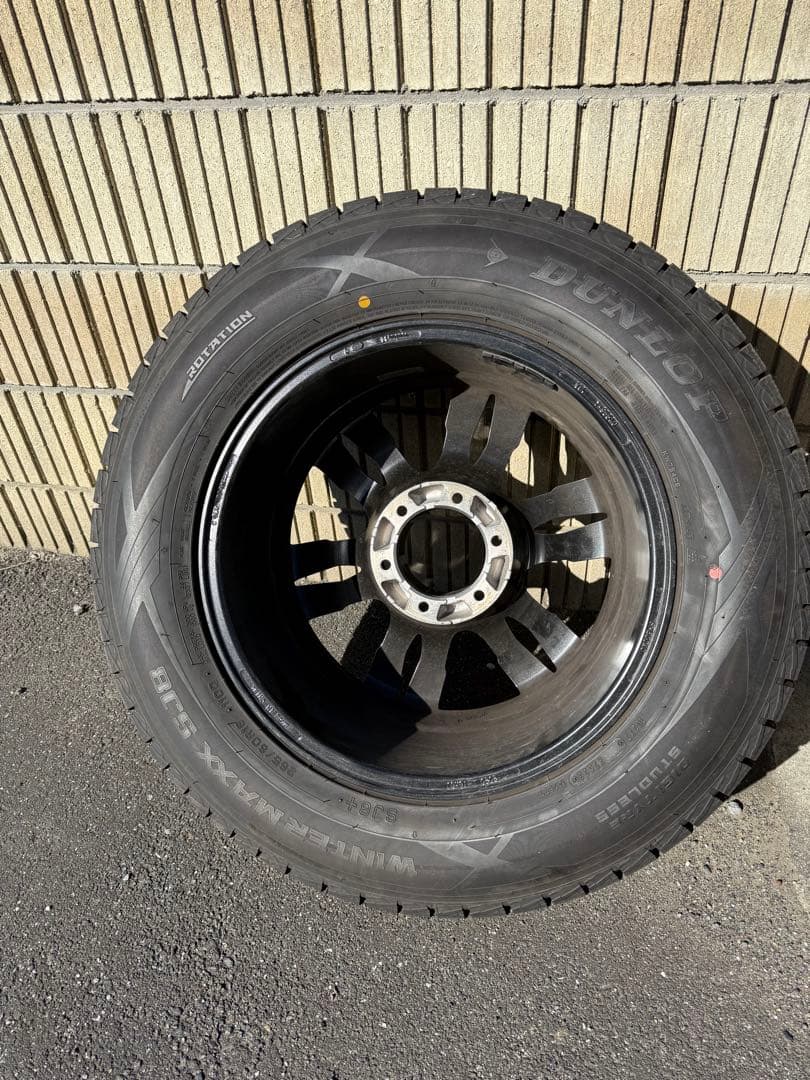 バリ溝　プラド 265/60/18ダンロップスタッドレス