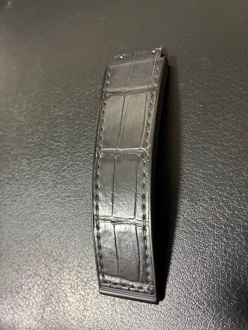 HUBLOT ４２mmの純正ベルト