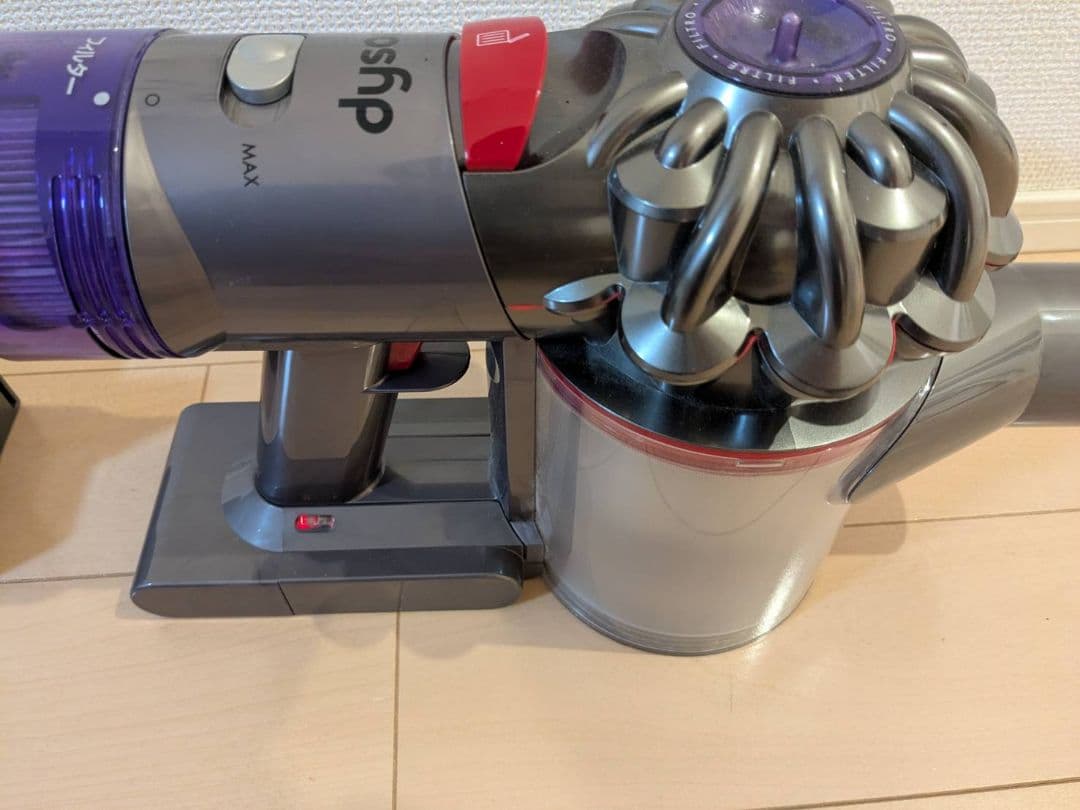 【ジャンク品】Dyson V8 Slim Fluffy コードレス掃除機