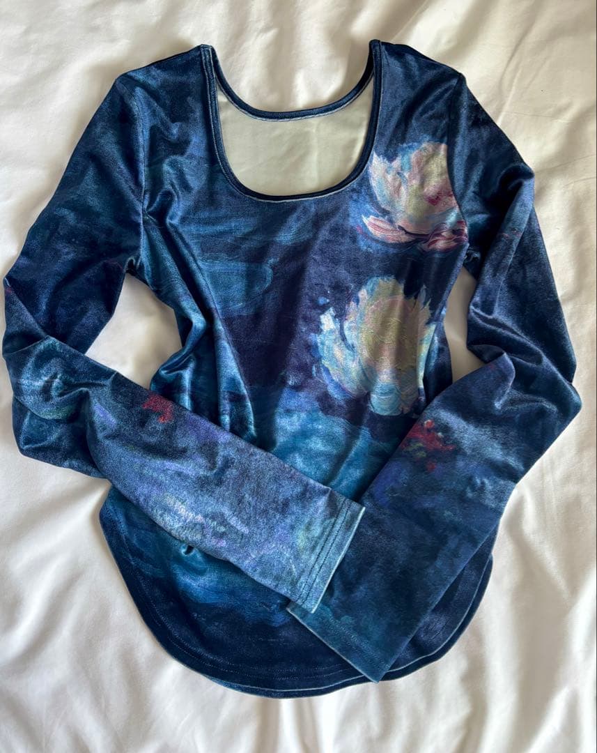 【2025aw】MARTE sahara アートプリント モネ ベロア トップス