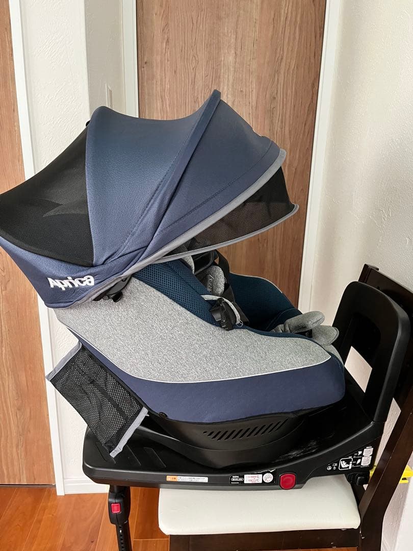 Aprica クルリラプラスチャイルドシート グレー/ネイビー