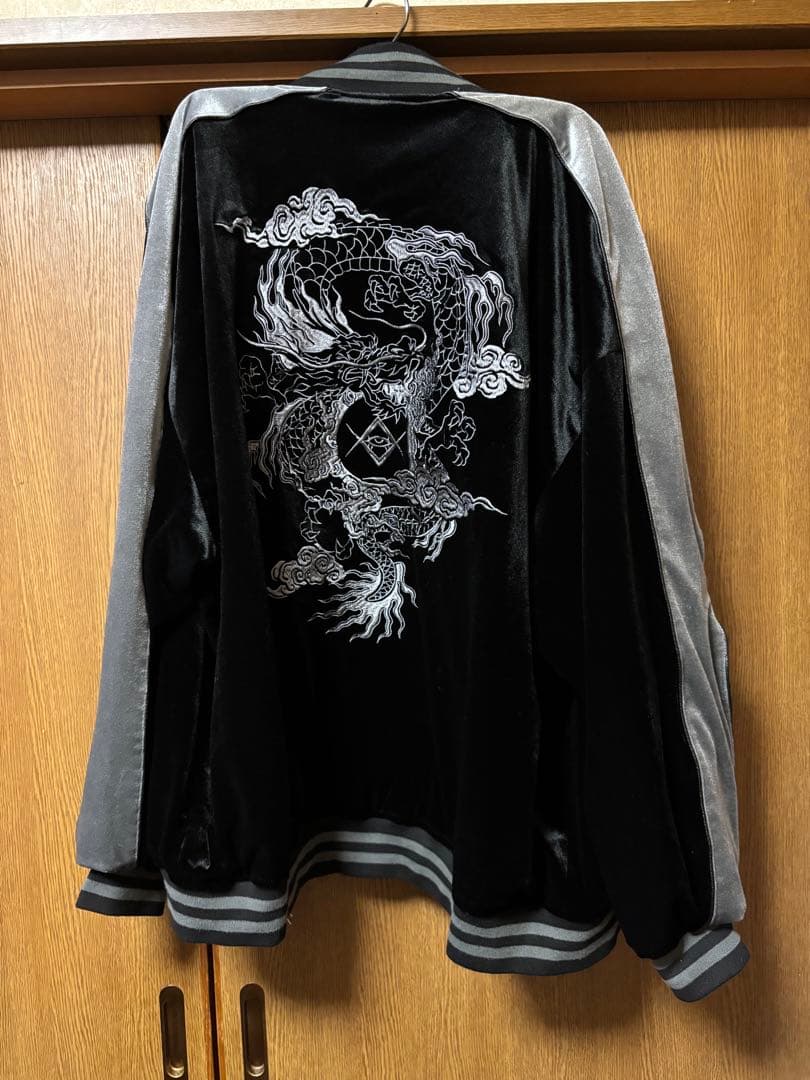 【最終値下げ】REFLEM ドラゴン刺繍 ベロア スカジャン 黒 シルバー