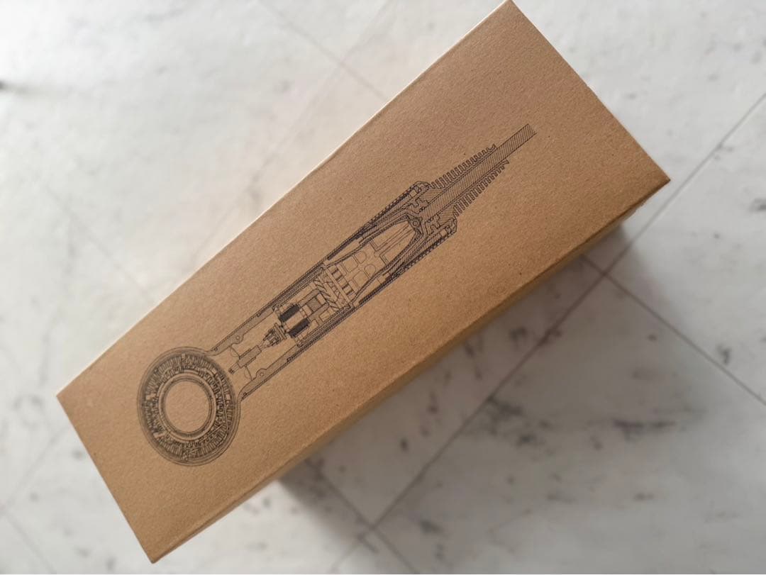 Dyson Supersonic ヘアドライヤー グレー