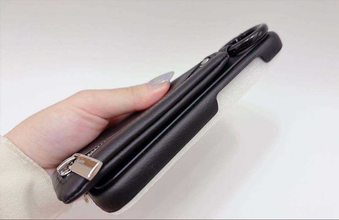 ajew エジュー pureblack ブラックiPhone 15Pro