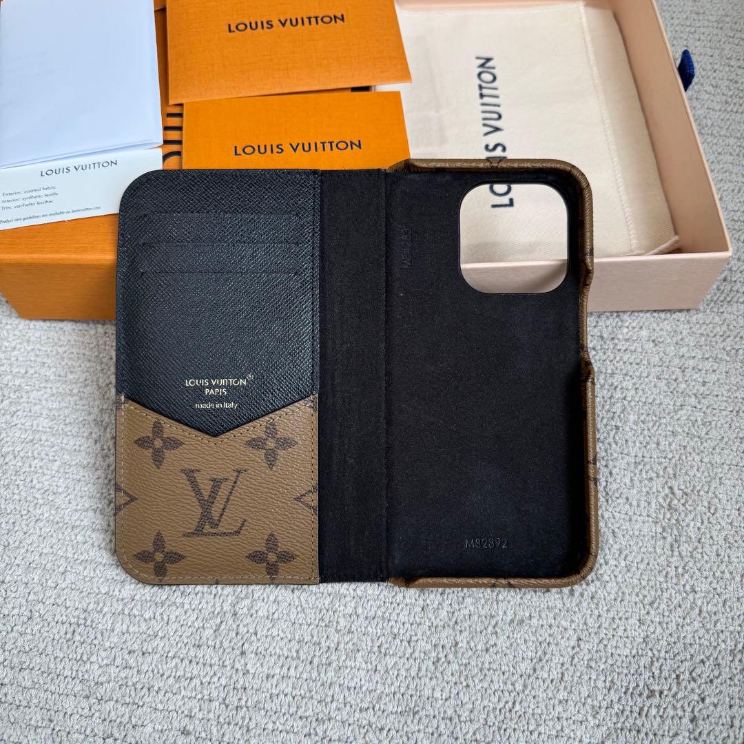 未使用に近い美品✨iPhone15pro モノグラム・リバース キャンバスケース