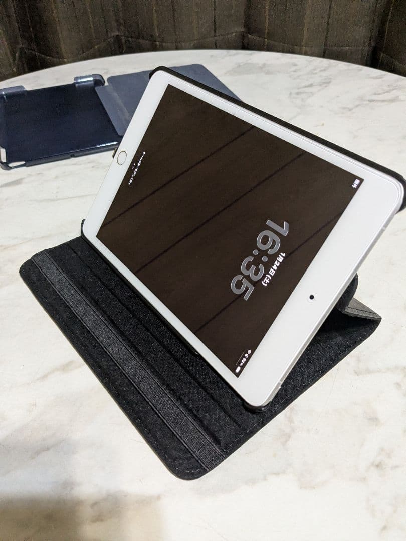 iPad Mini 第5世代 Wi-Fi Cellular 64GB