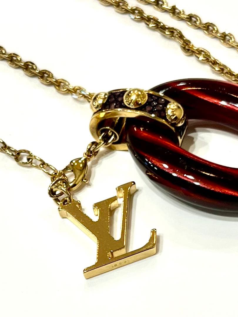 良品☆ヴィトン　ネックレス ロゴ　ＬＶ　パンダンティフ ギミアクルー ガルーシャ