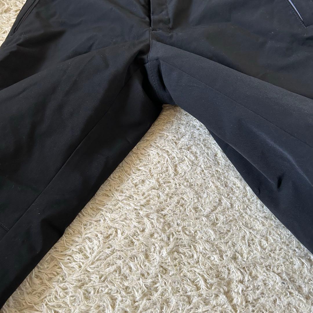 デサント❣️スキーウエア 中綿パンツ サスペンダー付き　 黒 スキーパンツ　撥水