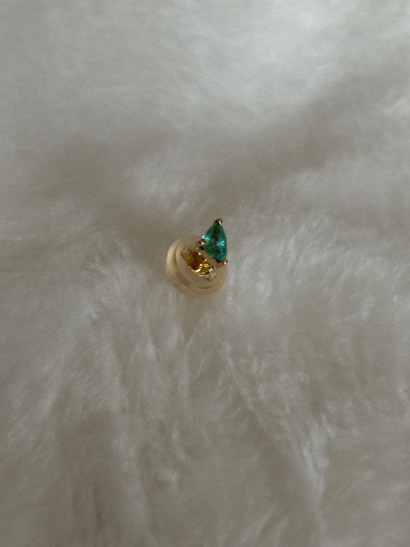 Bizoux パライバトルマリン　k18スタッドピアス(片耳用)