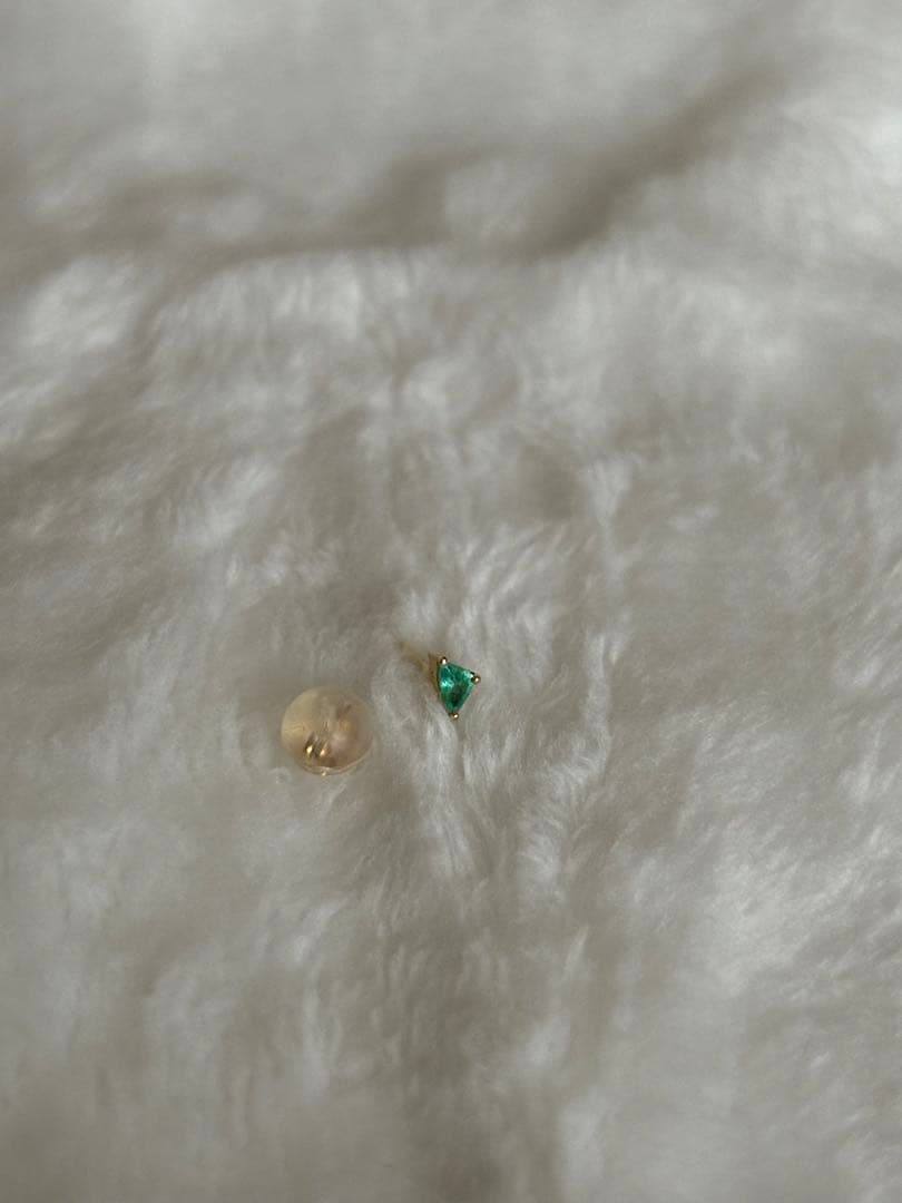 Bizoux パライバトルマリン　k18スタッドピアス(片耳用)