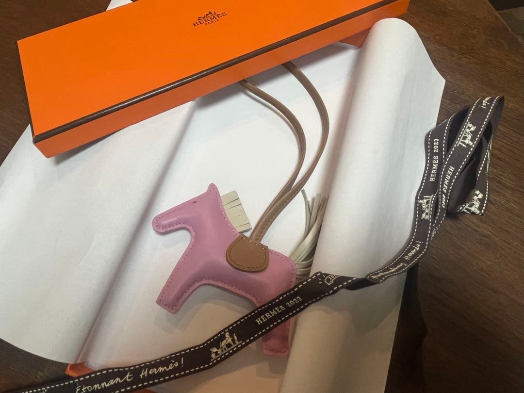 エルメス HERMES ロデオチャーム PM U刻 モーヴシルベストル