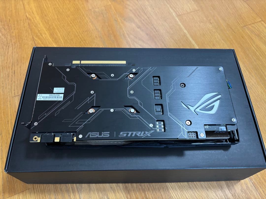 グラフィックボード・グラボ・ビデオカード ASUS STRIX Gaming GTX 1070 Ti