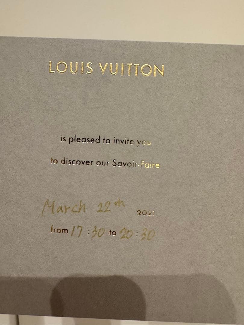ルイ・ヴィトン 透明ケース 招待状付き