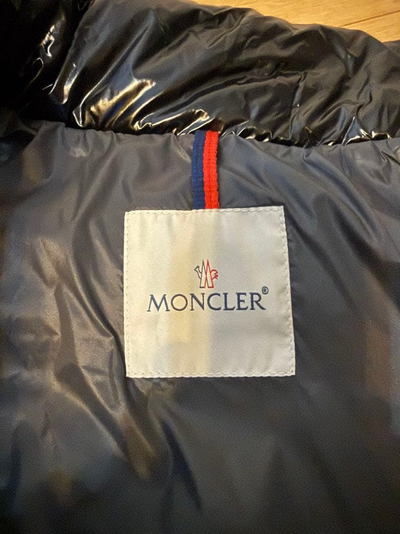Moncler マヤ黒 ダウンジャケット