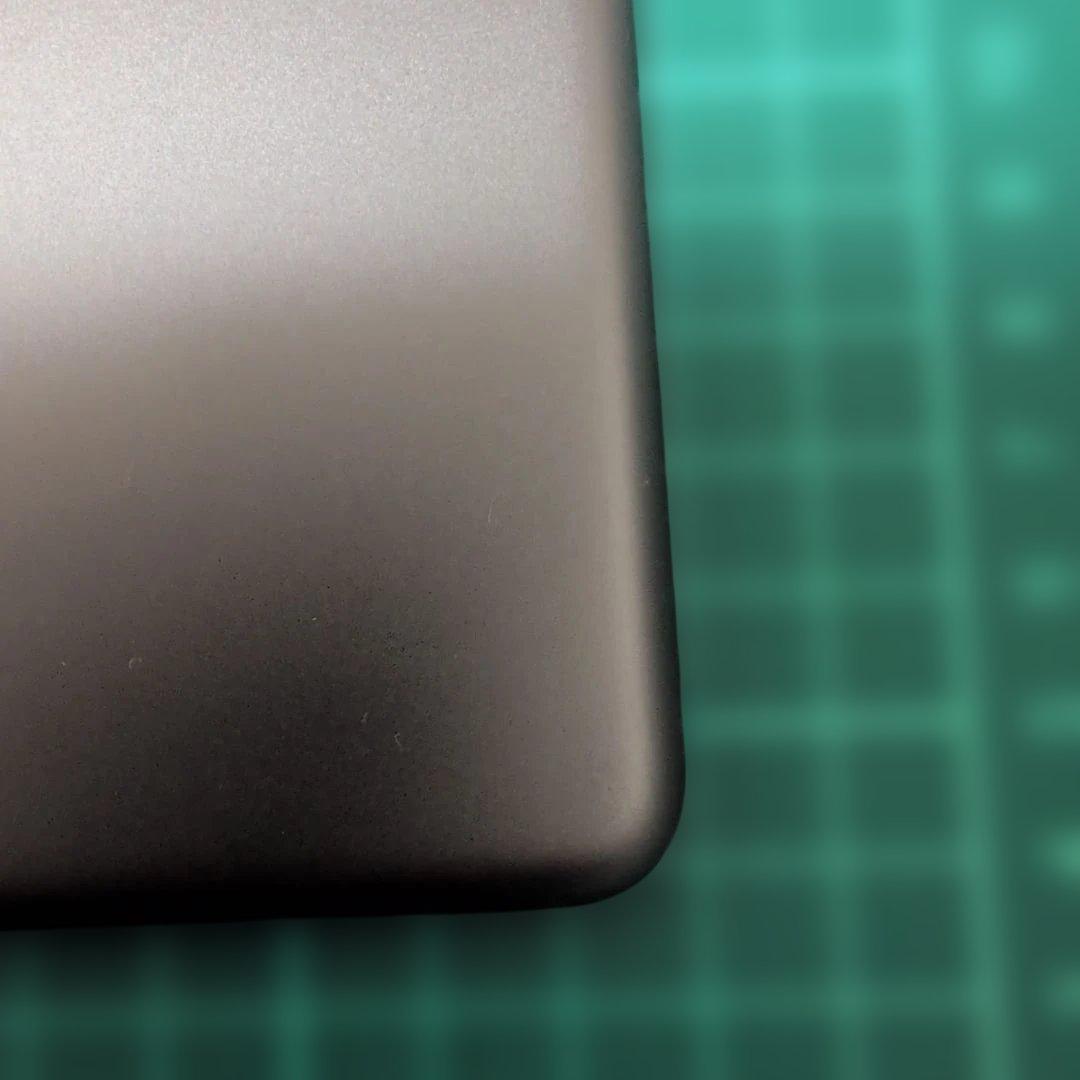 iPad 第８世代 本体 32GB スペースグレー