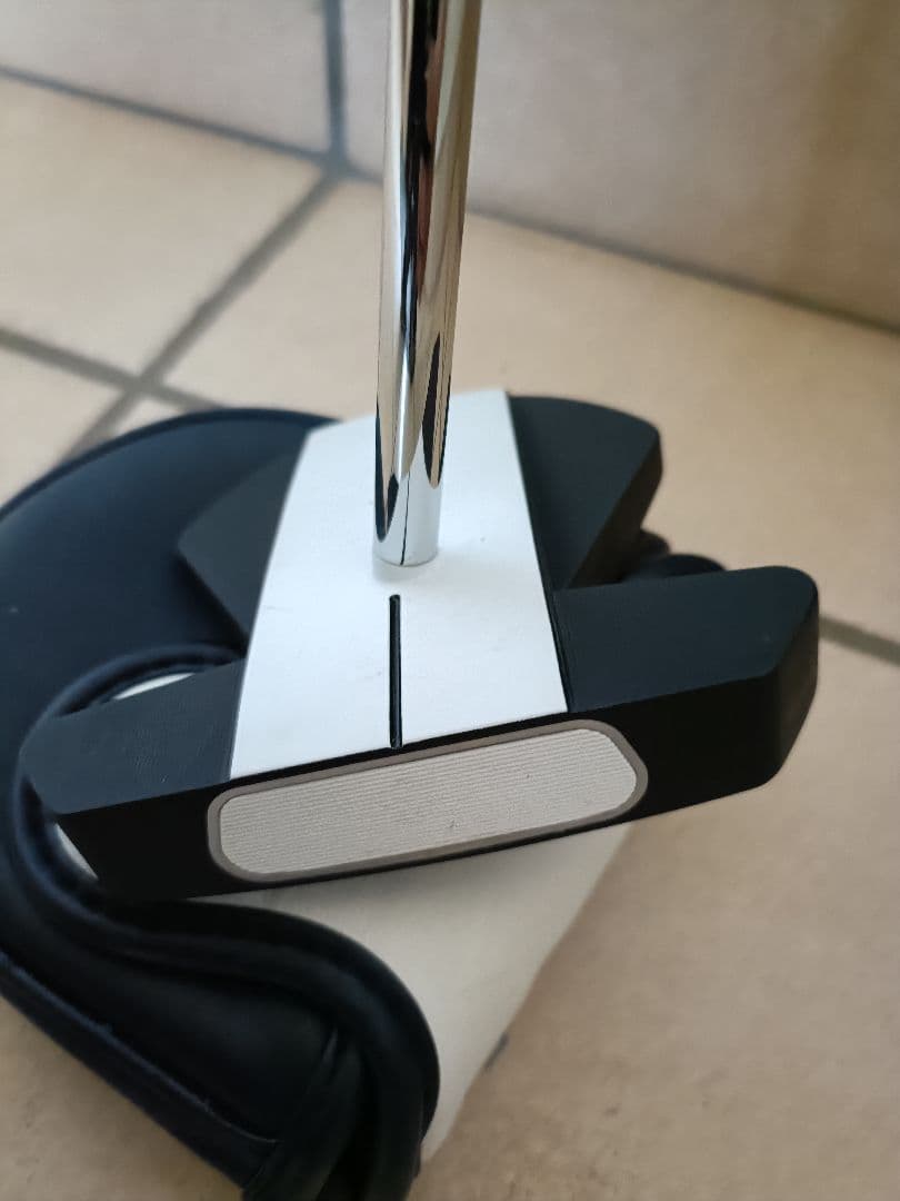オデッセイ Square 2 パター　スーパーストロークグリップ　ゼロトルク