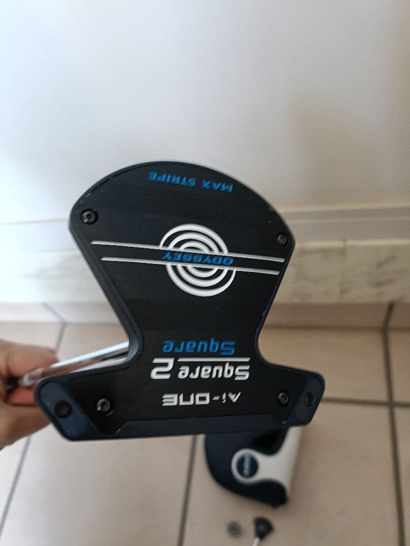 オデッセイ Square 2 パター　スーパーストロークグリップ　ゼロトルク