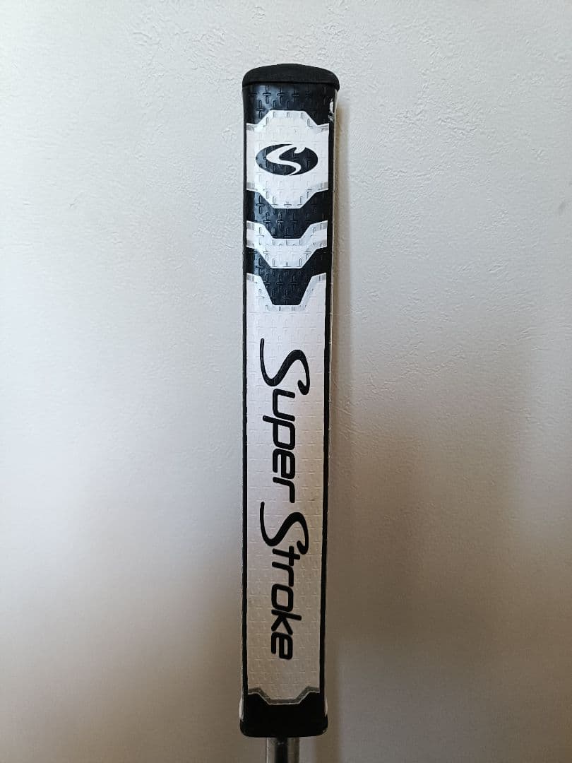 オデッセイ Square 2 パター　スーパーストロークグリップ　ゼロトルク