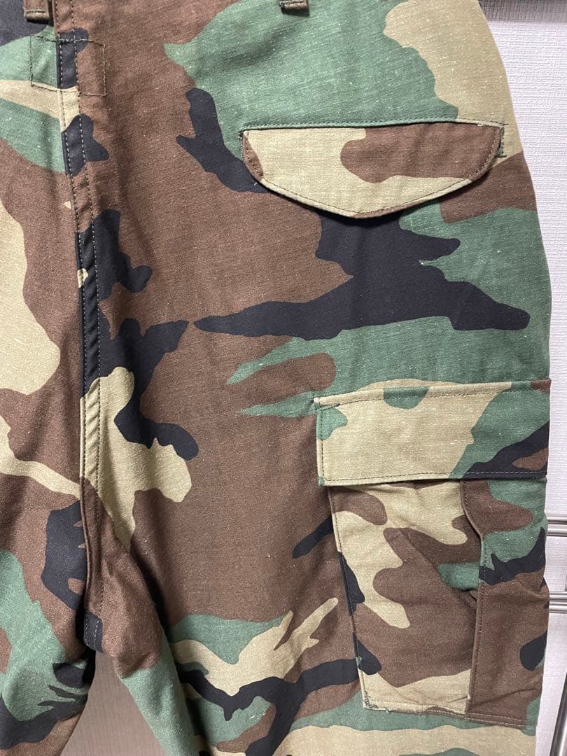実物新品デッドストック 米軍 M-65フィールドカーゴパンツ ウッドランドM-R