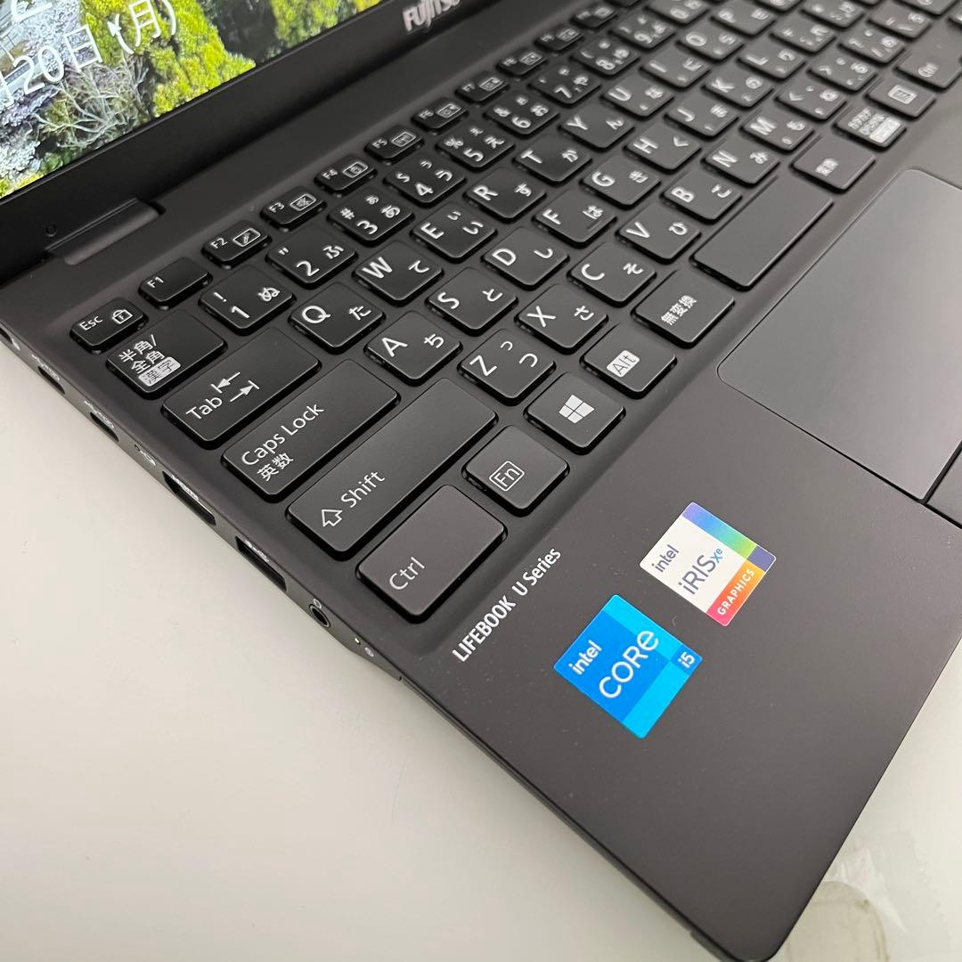 富士通 LIFEBook U9311/H 256GB i5-1145G7 265