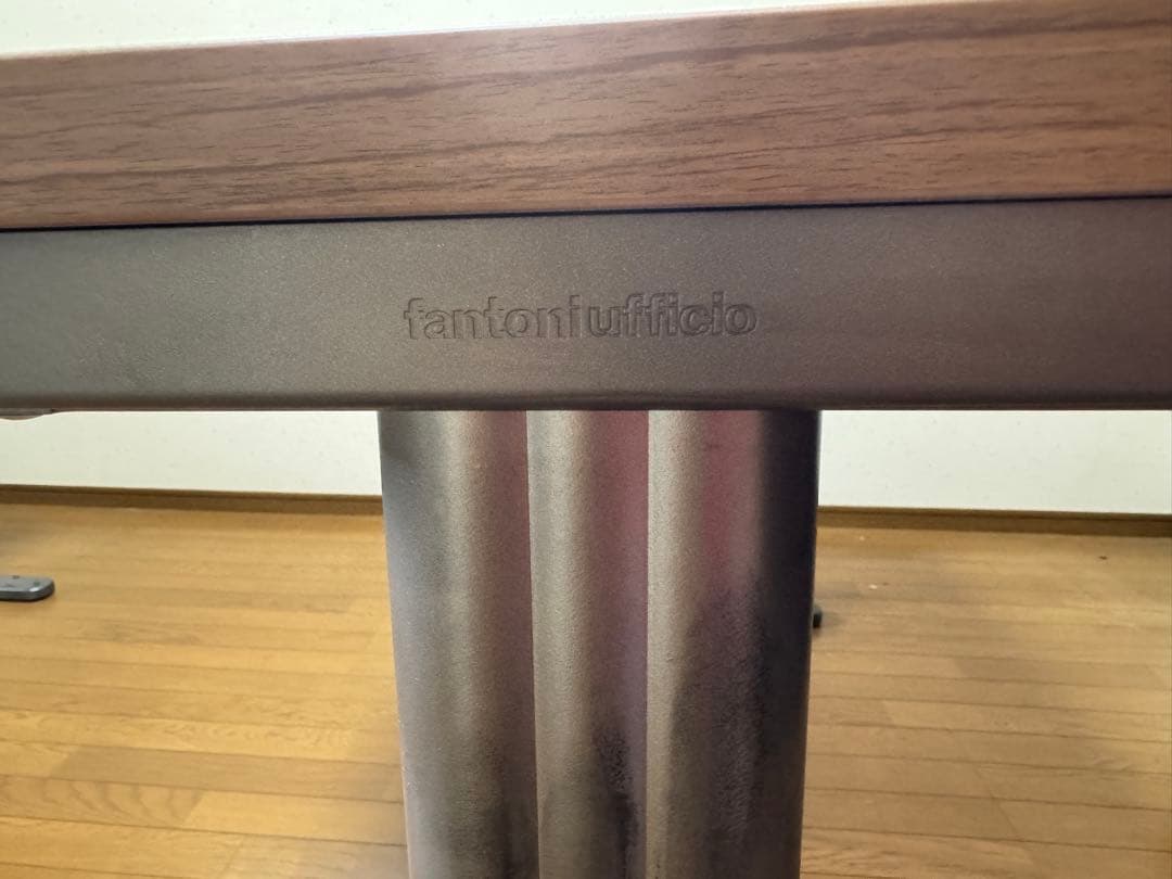 fantoni パソコンデスク ※8/16まで