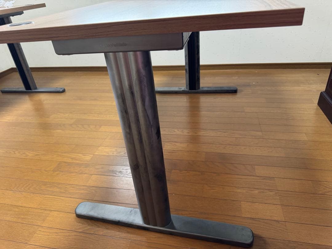 fantoni パソコンデスク ※8/16まで