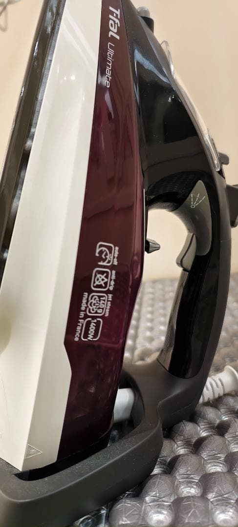 アイロン台とアイロンのセット