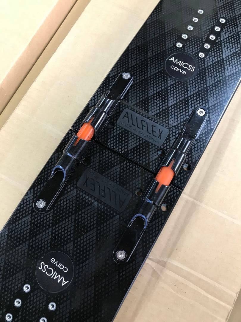 ALLFLEX x AMICSS carve プレート