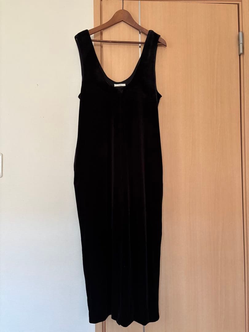 【新品】anuke Velour Uneck Onepiece ブラック　38