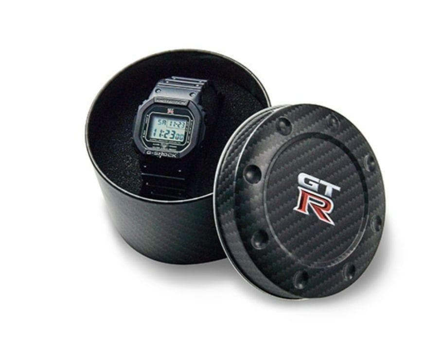 ■NISSAN GT-R G-SHOCK　ニッサン　ジーショック