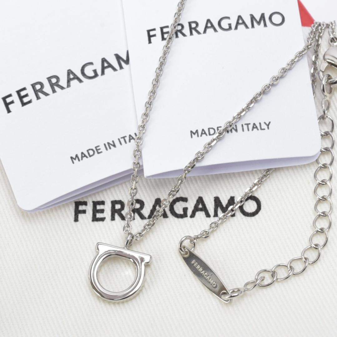 新品 Salvatore Ferragamo ガンチーニ ネックレス シルバー