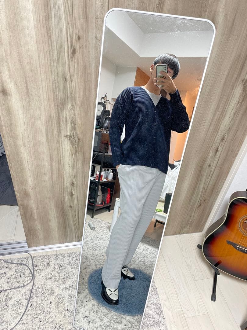 プリーツパンツ　ライトグレー　ベルトループ　サイズ3 オムプリッセイッセイミヤケ