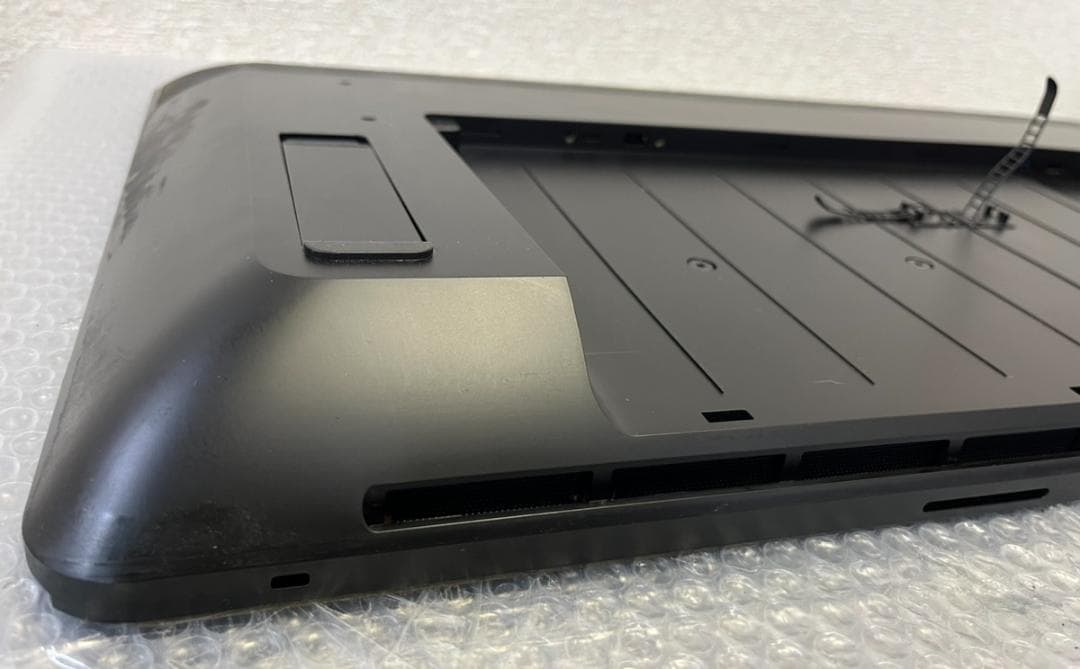 現状品 Wacom Cintiq Pro 24 DTK-2420 液晶タブレット