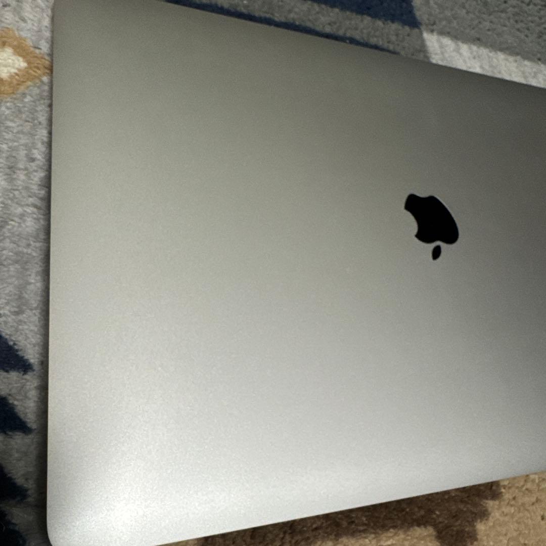 MacBook本体 Macbook pro core i9