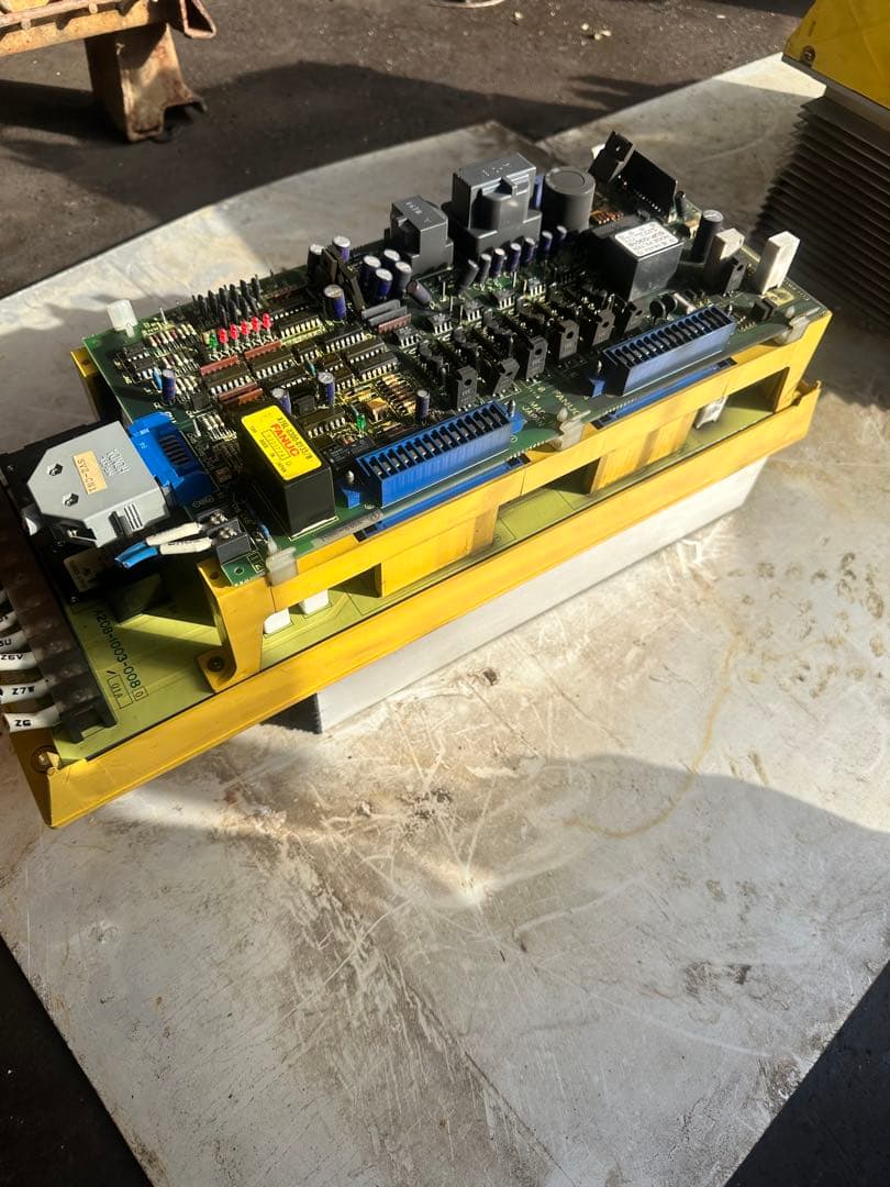 FANUC サーボアンプ A06B-6058-H106