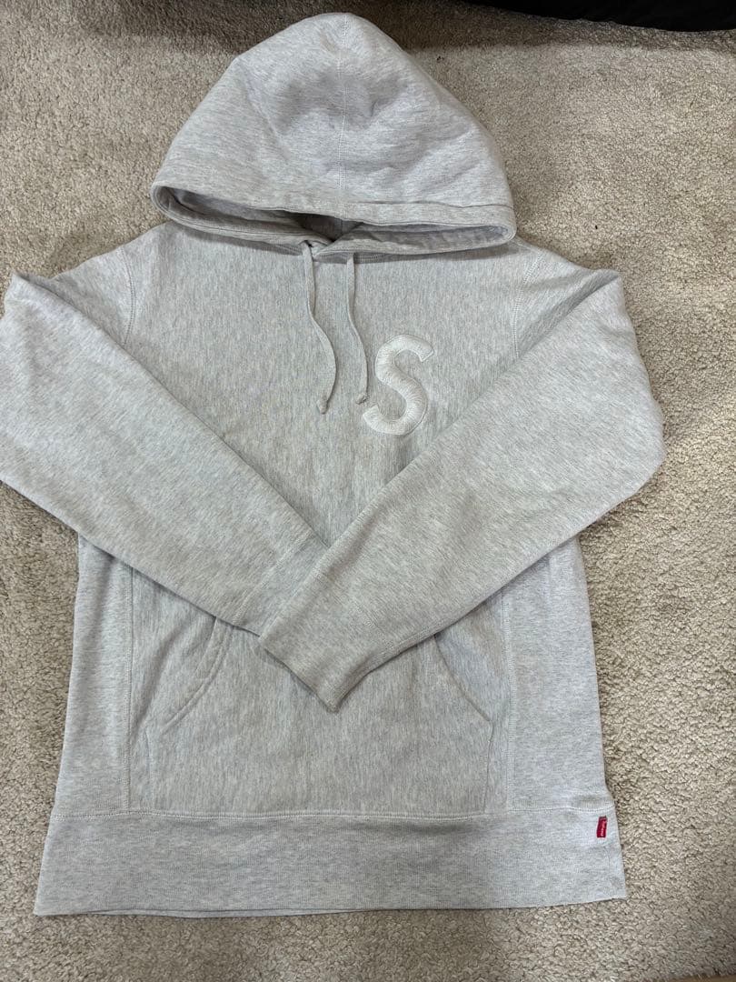 Supreme Sロゴ パーカー シュプリーム S Logo Sサイズ　刺繍