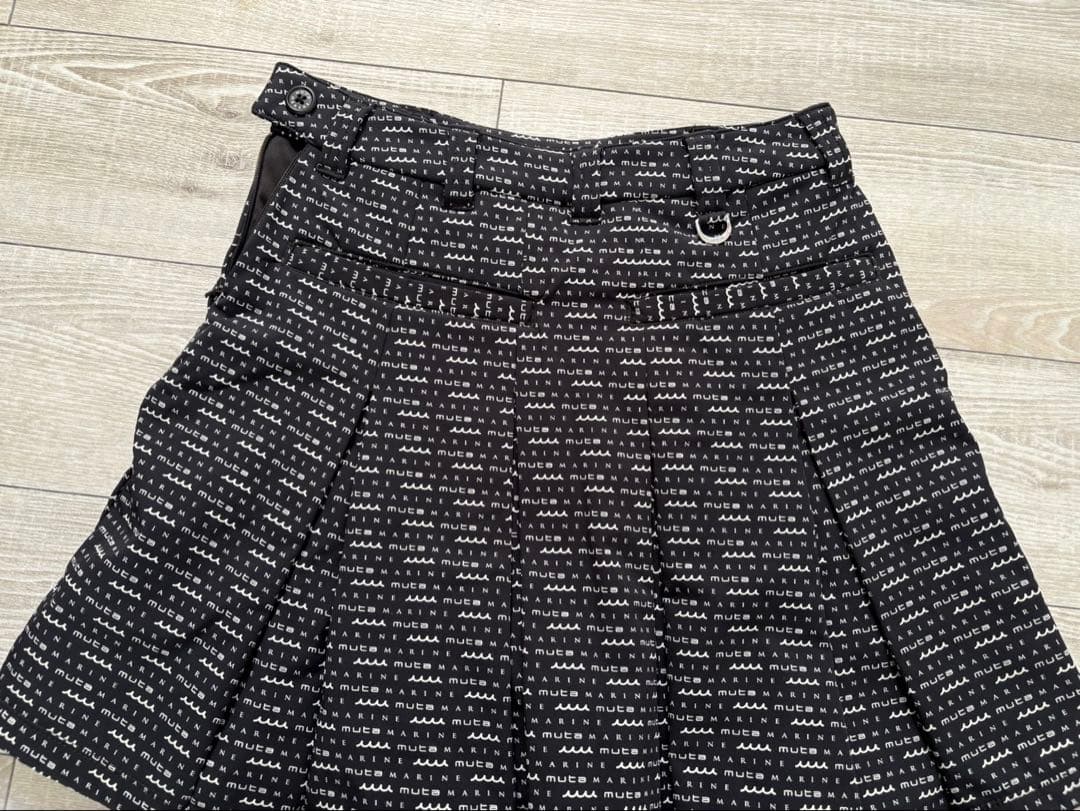 muta MARINE（ムータマリン）ロゴ総柄 スカート ゴルフ スポーツ 秋冬
