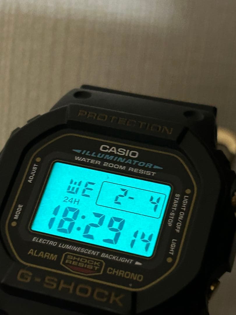casio G-SHOCK ジーショックDW-5600E 良好　美品　ゴールド